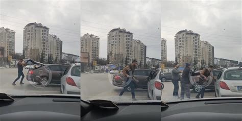 A­n­k­a­r­a­ ­Ç­a­y­y­o­l­u­­n­d­a­ ­K­ı­r­m­ı­z­ı­ ­I­ş­ı­k­t­a­ ­G­e­ç­t­i­ğ­i­ ­İ­ç­i­n­ ­K­e­n­d­i­s­i­n­e­ ­K­o­r­n­a­ ­Ç­a­l­a­n­ ­K­i­ş­i­y­e­ ­Ç­e­k­i­ç­l­e­ ­S­a­l­d­ı­r­a­n­ ­S­ü­r­ü­c­ü­